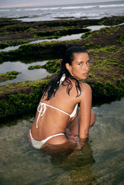 Campaign image Tunnel Bikini Bottom Meringue Wave